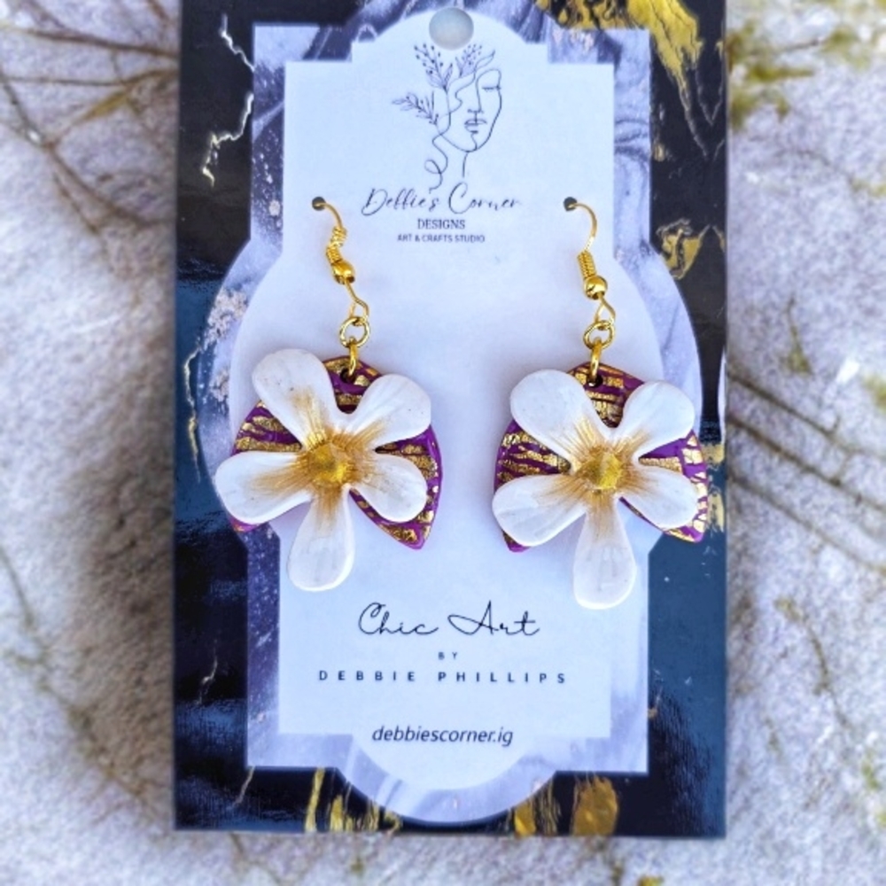 White and Gold Floral Earrings